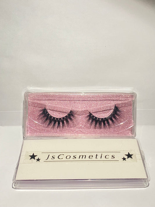Spiky Eyelashes🎀